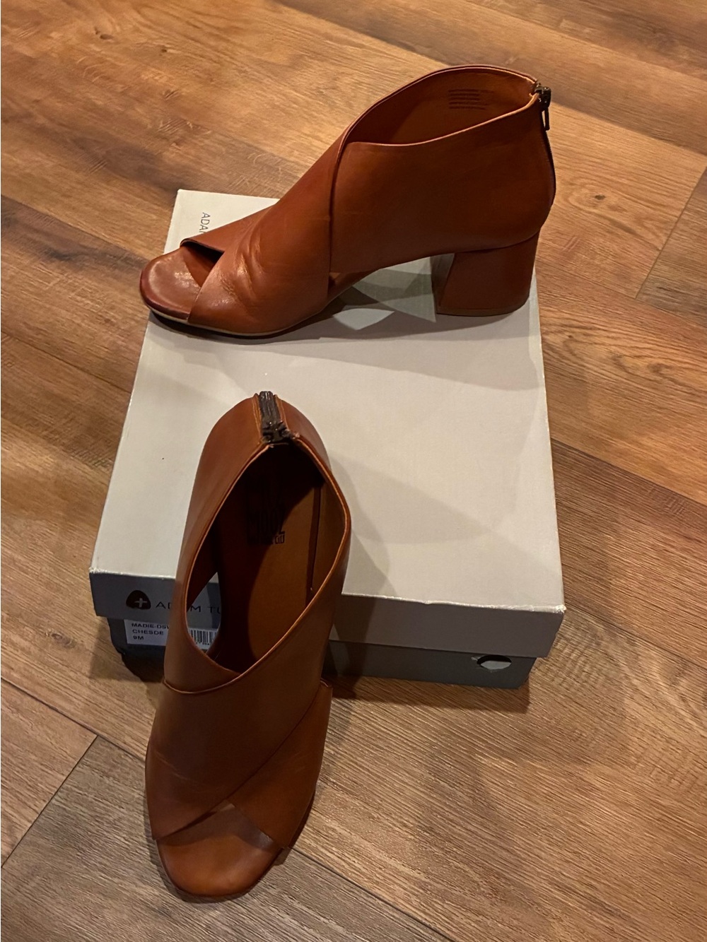Miz Mooz Caramel Tan Leather Peep-Toe Block Heel Zip Back Booties size 41 - Picture 5 of 8